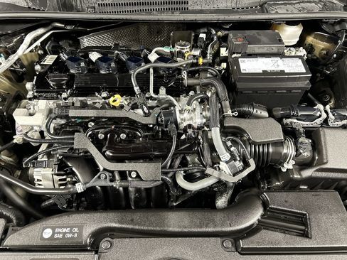 Used 2025 Toyota Corolla SE image 11