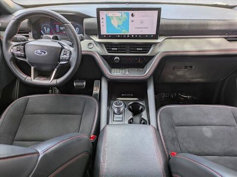 Used 2025 Ford Explorer ST AWD/4WD image 17