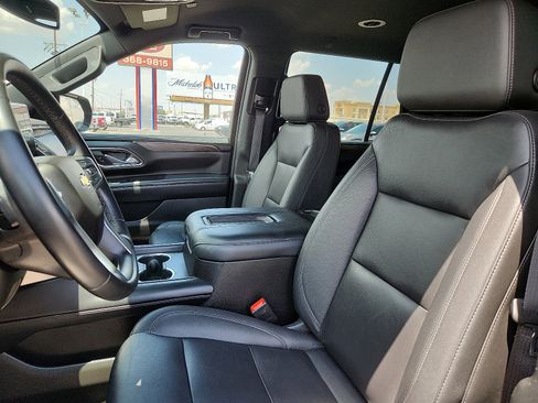 Used 2023 Chevrolet Tahoe LT image 11