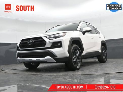 Used 2024 Toyota RAV4 Adventure image 37