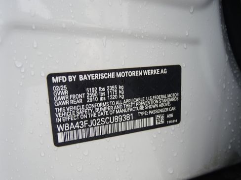 Certified 2025 BMW 530i image 31