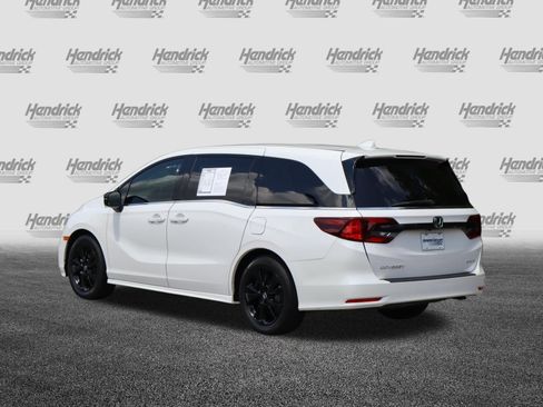 Used 2024 Honda Odyssey Sport image 7
