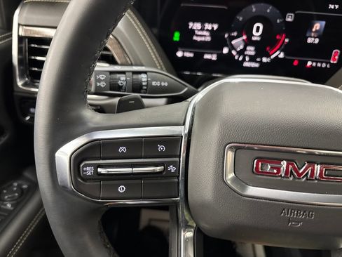 Used 2025 GMC Yukon Elevation w/ Technology Package AWD/4WD image 29