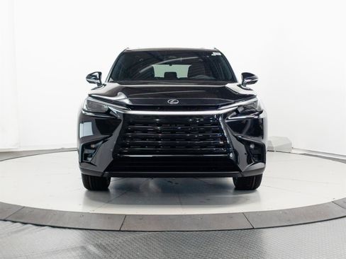 New 2026 Lexus TX 350 AWD image 2