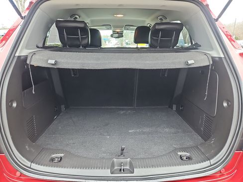 Used 2022 Chevrolet Trax LT w/ Driver Confidence Package image 28