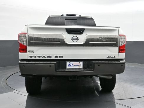 Used 2019 Nissan Titan Platinum Reserve w/ Platinum Utility Package AWD/4WD image 11