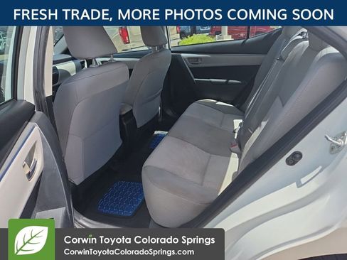 Used 2015 Toyota Corolla LE FWD image 10