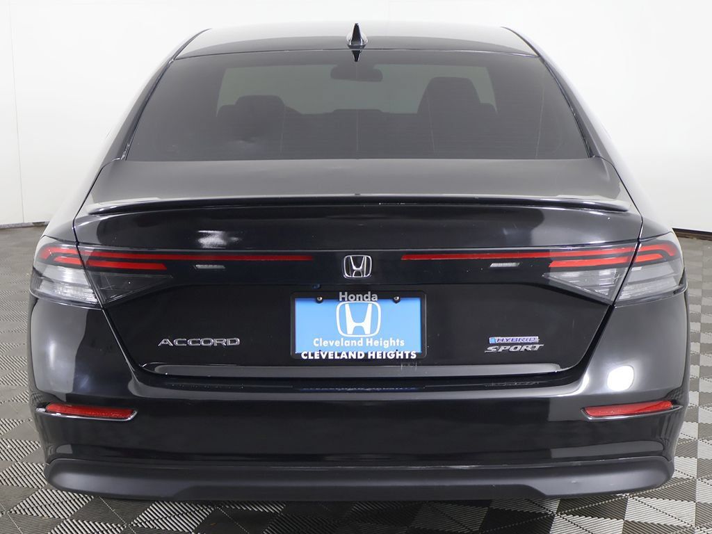 Used 2023 Honda Accord Sport image 10
