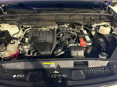 Used 2023 Toyota Highlander Limited image 22