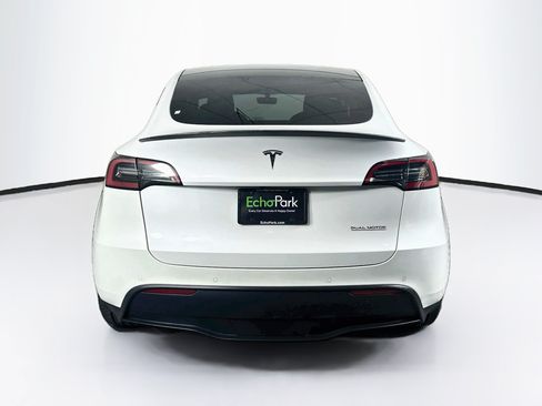 Used 2022 Tesla Model Y Performance AWD/4WD image 7