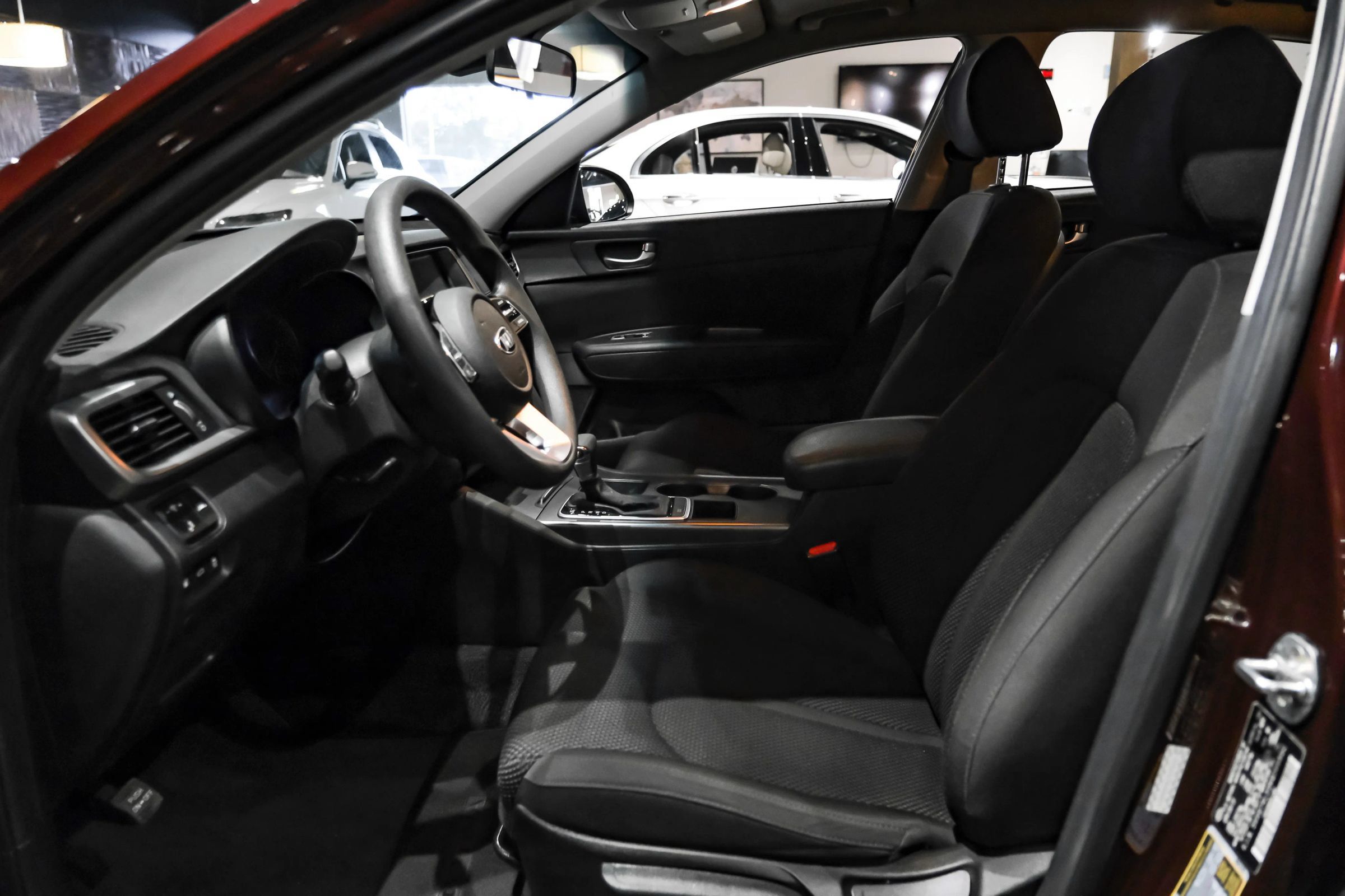 Used 2019 Kia Optima LX FWD image 4