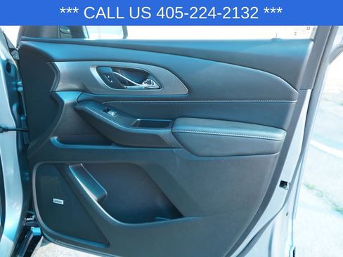Used 2023 Chevrolet Traverse Premier w/ Redline Edition FWD image 20