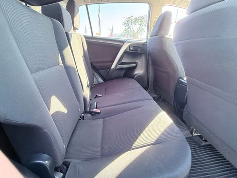 Used 2018 Toyota RAV4 LE image 11