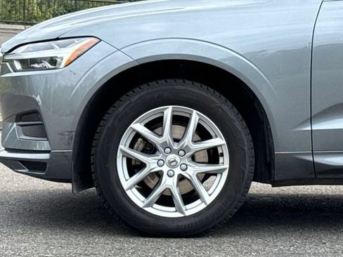 Used 2020 Volvo XC60 T5 Momentum w/ Protection Package AWD/4WD image 6