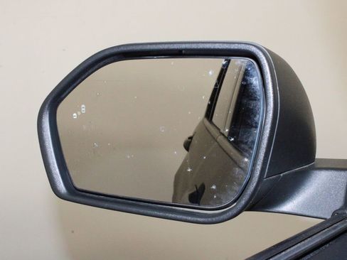 Used 2021 Ford Explorer XLT w/ Equipment Group 202A image 40