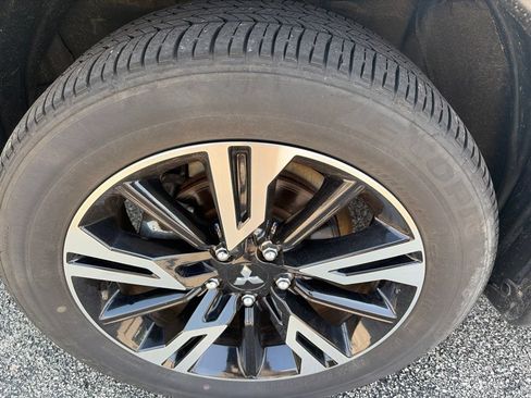 Used 2025 Mitsubishi Eclipse Cross SE AWD/4WD image 29