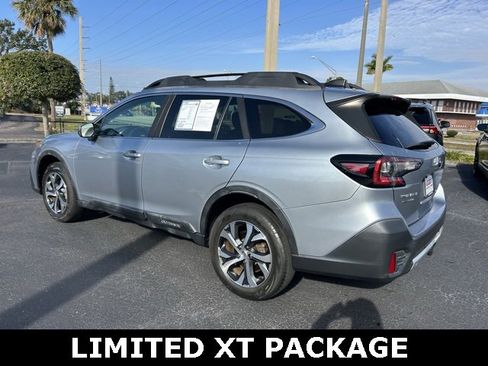 Used 2022 Subaru Outback Limited XT image 4