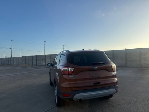 Used 2017 Ford Escape Titanium w/ Equipment Group 301A FWD image 17