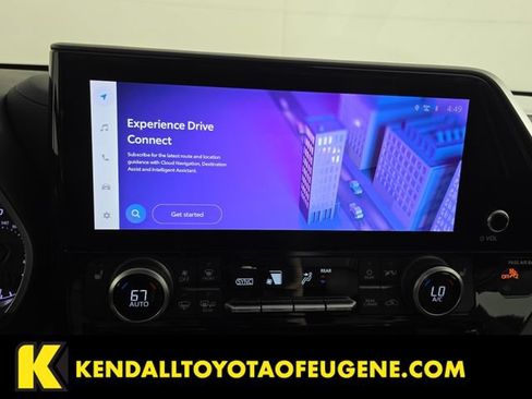 Used 2023 Toyota Highlander XLE AWD/4WD image 17
