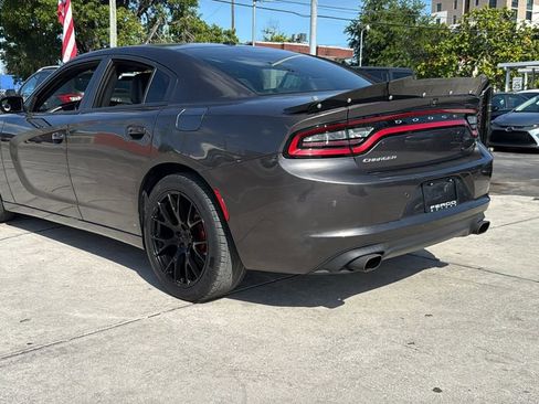 Used 2021 Dodge Charger SXT w/ Leather Interior Group RWD image 11
