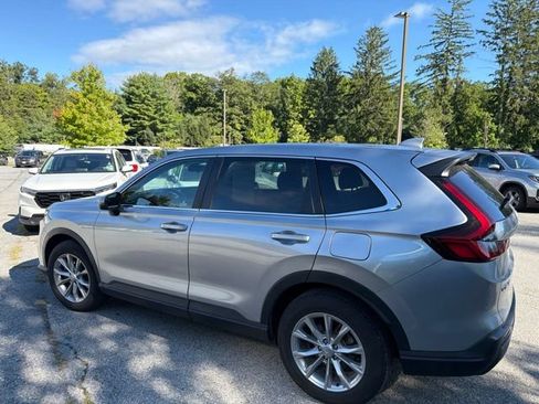 Used 2024 Honda CR-V EX image 5