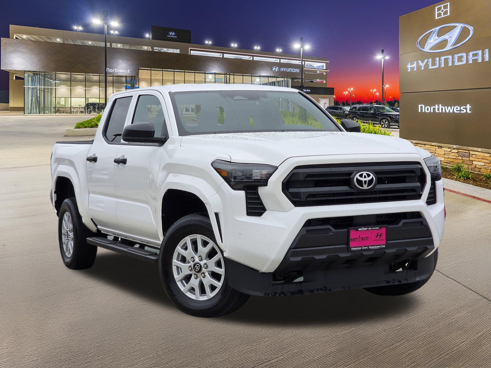 Used 2025 Toyota Tacoma SR RWD image 3