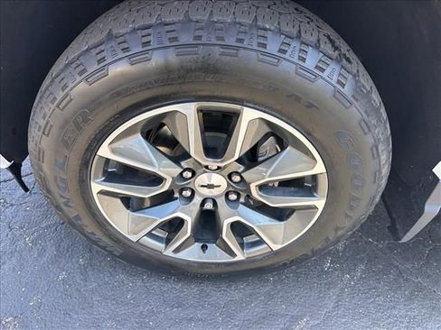 Certified 2023 Chevrolet Silverado 1500 RST image 34