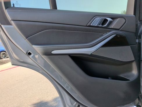 Certified 2024 BMW X5 xDrive40i w/ Premium Package image 40