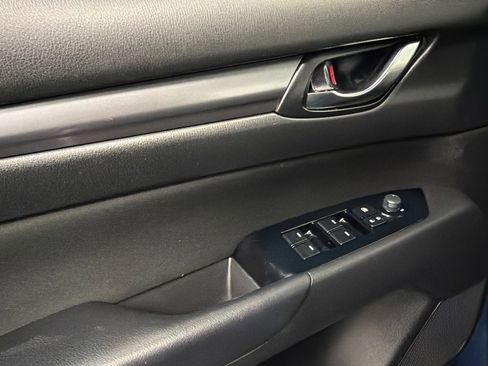 Used 2018 MAZDA CX-5 Sport image 28