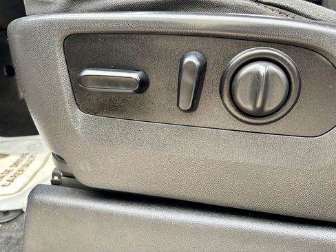 Used 2021 GMC Sierra 2500 SLE w/ SLE Value Package; image 24