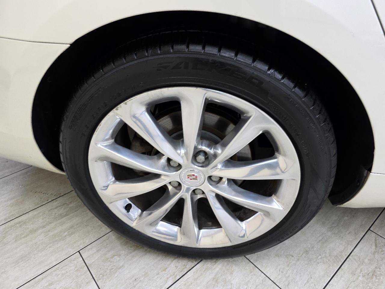 Used 2013 Cadillac XTS Luxury FWD image 41