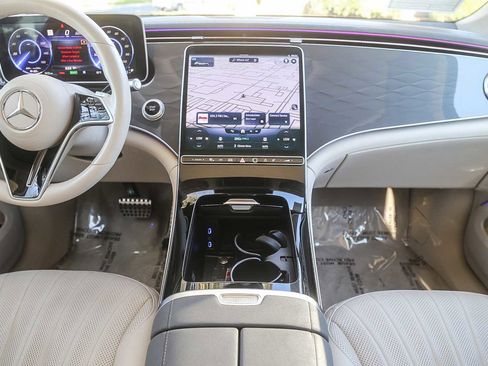 Used 2023 Mercedes-Benz EQS 450+ SUV image 10