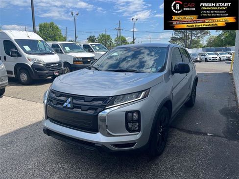 Used 2026 Mitsubishi Outlander Sport LE AWD/4WD image 4