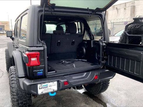 Certified 2023 Jeep Wrangler Unlimited Rubicon 4xe AWD/4WD image 33