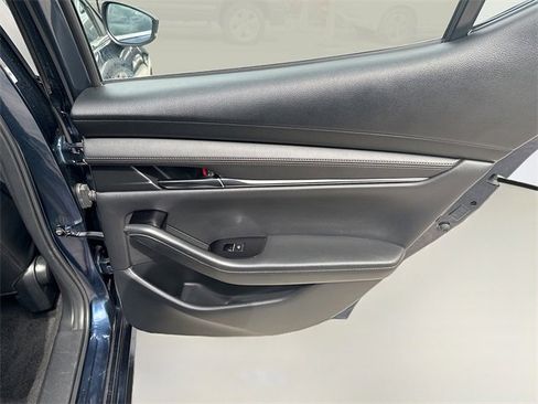 Used 2024 MAZDA MAZDA3 s image 30