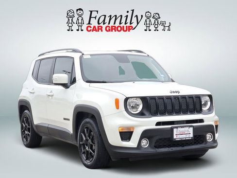 Used 2020 Jeep Renegade Altitude image 2