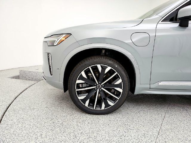New 2026 Volvo XC90 T8 Plus AWD/4WD image 33