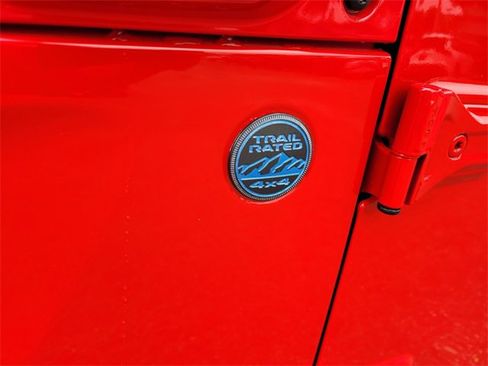 Used 2024 Jeep Wrangler Unlimited Rubicon 4xe image 5