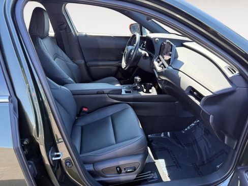 Used 2023 Lexus UX 250h FWD w/ Accessory Package (Z2) image 19