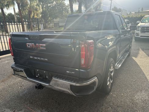 Used 2022 GMC Sierra 1500 SLT w/ SLT Premium Package RWD image 7