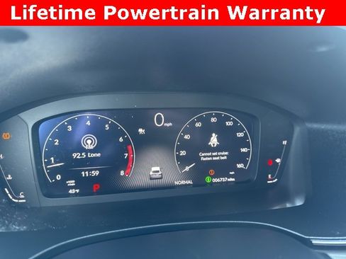 Used 2025 Acura Integra Base image 12