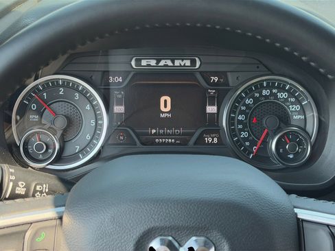 Used 2023 RAM 1500 Big Horn AWD/4WD image 36