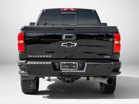 Used 2019 Chevrolet Silverado 2500 LTZ w/ Duramax Plus Package AWD/4WD image 6