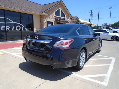 Used 2015 Nissan Altima 2.5 S w/ Power Driver Seat Package FWD image 8
