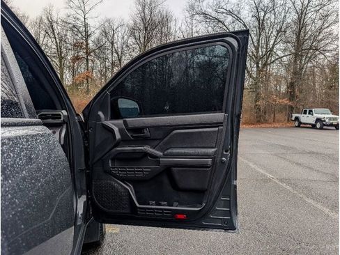 Used 2024 Toyota Tacoma SR5 image 12