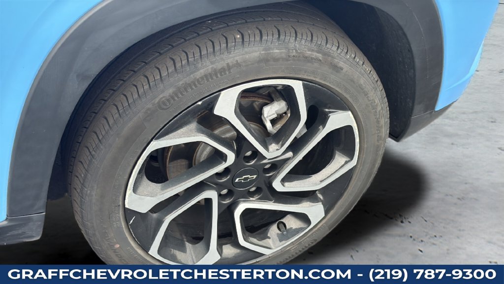 Used 2024 Chevrolet Trax RS w/ Driver Confidence Package FWD image 32