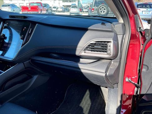 Used 2022 Subaru Outback Limited image 18