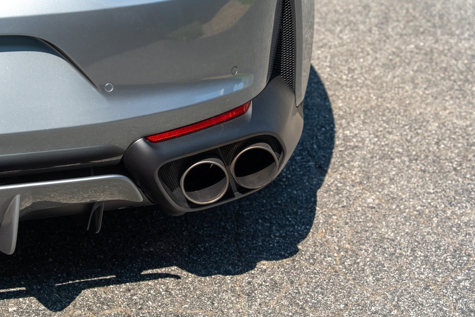 Used 2020 Ferrari 812 Superfast RWD image 15