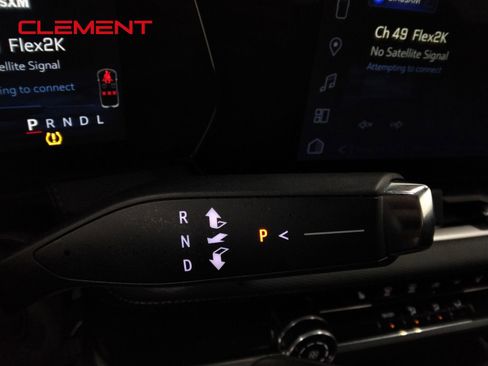 Used 2025 Chevrolet Equinox LT image 17