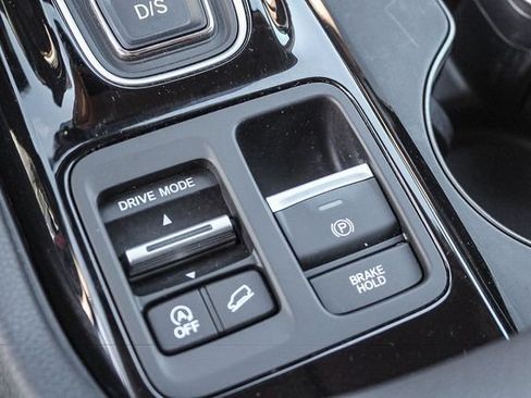 Used 2023 Honda Pilot EX-L image 32